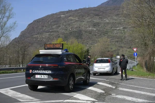 900 persone controllate dai carabinieri nelle festività del 1° novembre