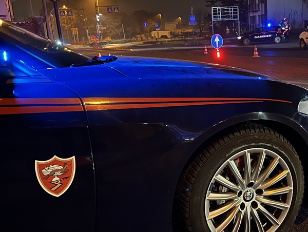 32enne arrestato per resistenza e violenza a pubblico ufficiale