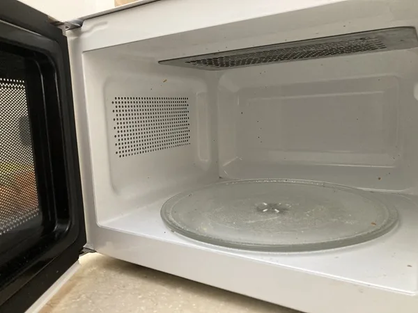 cosa si può mettere nel microonde e cosa no