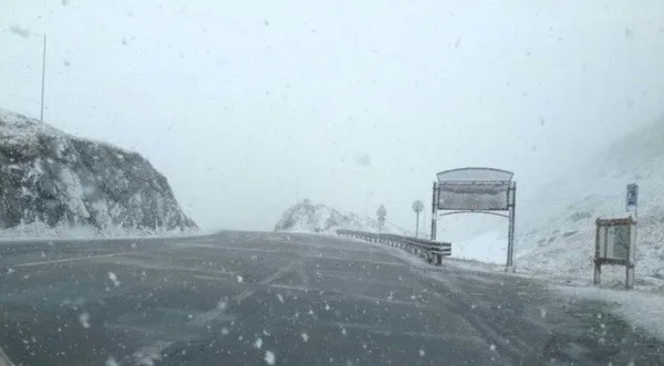 differenza gomme da neve catene a bordo