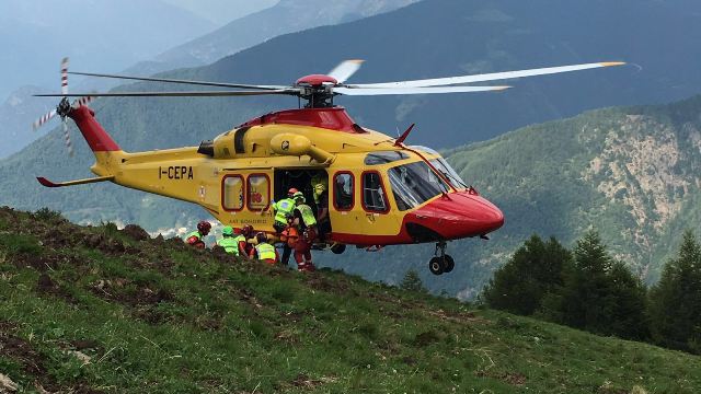 Elicottero del Soccorso Alpino in provincia di Sondrio