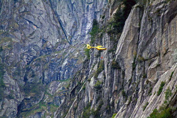 escursionista perde la vita sulla ferrata del monte del forno