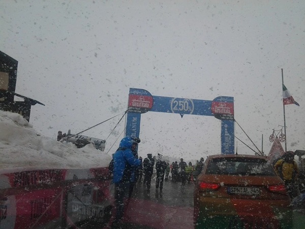 giro d'italia 1988 la leggendaria tappa sul passo gavia