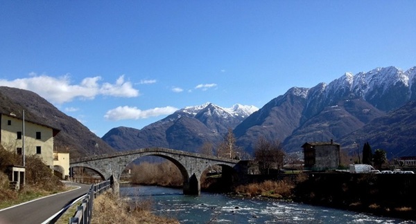 il borgo più conveniente in valtellina in agosto