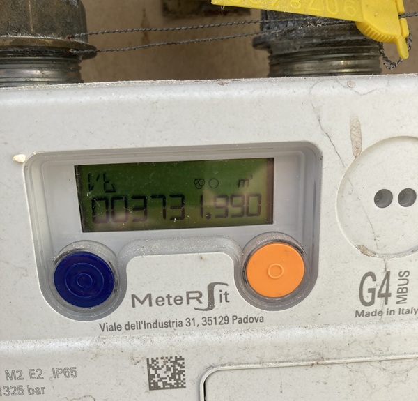 il distributore di zona di luce e gas costa di meno