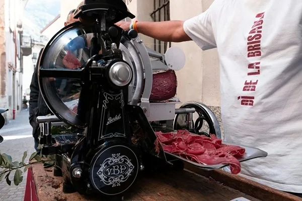 in valchiavenna si chiama brisaola