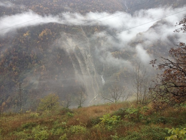 installata videosorveglianza sulla frana in val genasca