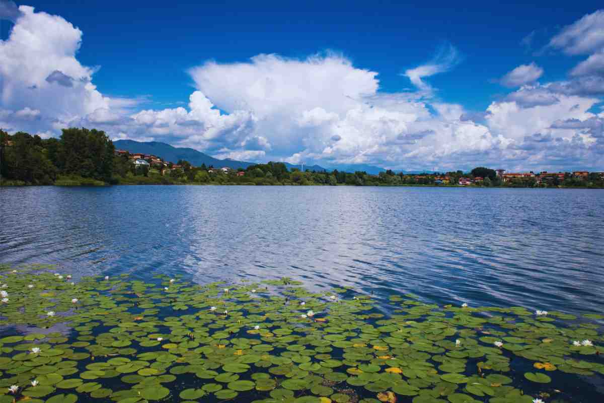 Sembra Bali ma è in Lombardia: il lago incantato|Sembra Bali ma è in Lombardia: il lago incantato