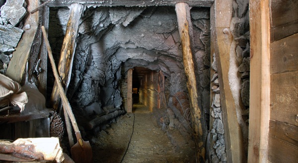 le gallerie nel ghiaccio della grande guerra