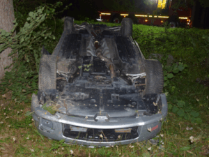 neopatentato si ribalta con l'auto a vicosoprano