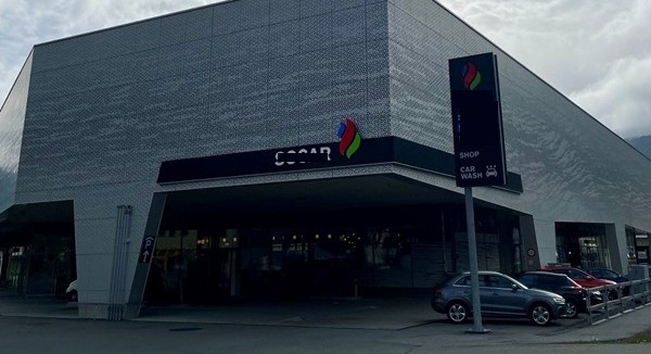 perché all’entrata dei supermercati trovi subito frutta e verdura