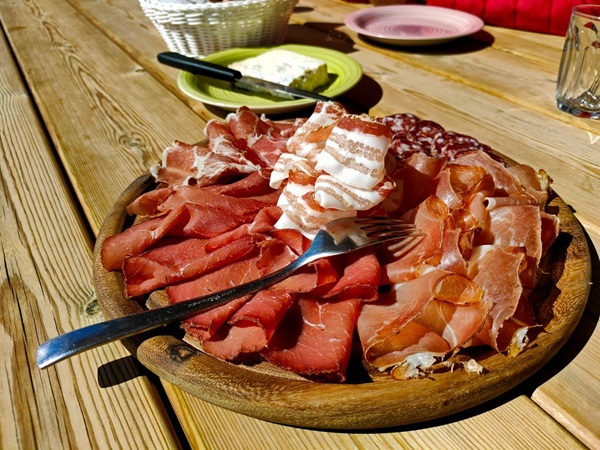 perché in montagna si ha più fame