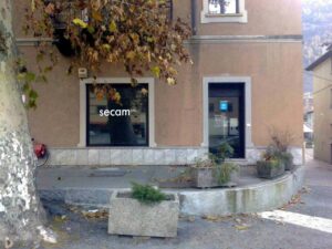 Raccolta differenziata specchi