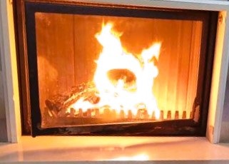 quanti metri scalda un camino