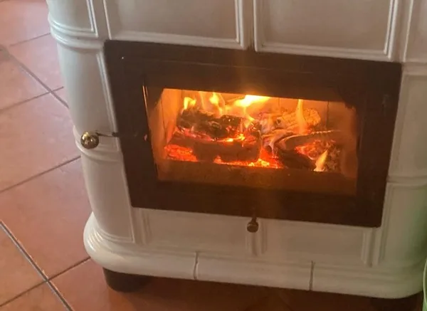 quanto conviene la stufa a legna