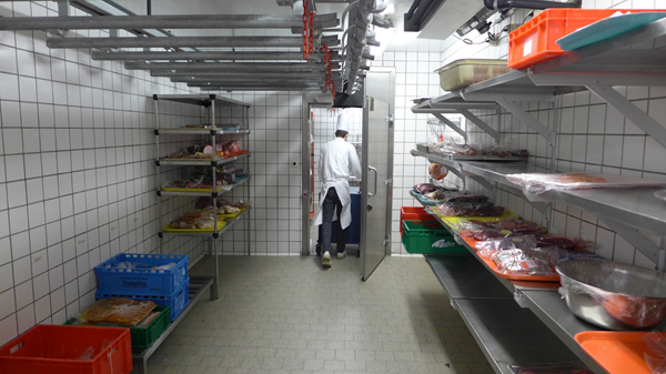 quanto guadagna un garzone in svizzera