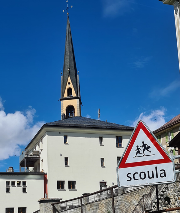 quanto guadagna un insegnante in svizzera in euro