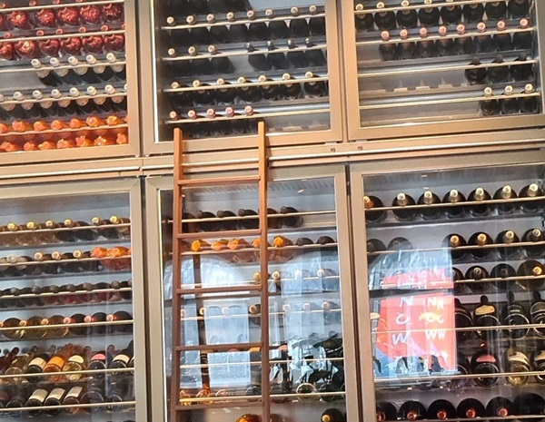 quanto guadagna un sommelier in svizzera