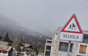 quanto guadagna una baby sitter in svizzera