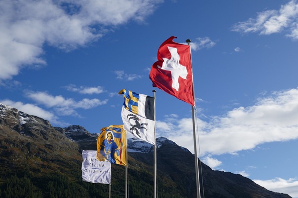 trasferirsi in svizzera vantaggi e svantaggi