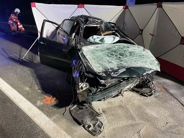 tre feriti in un incidente sulla strada del passo maloja