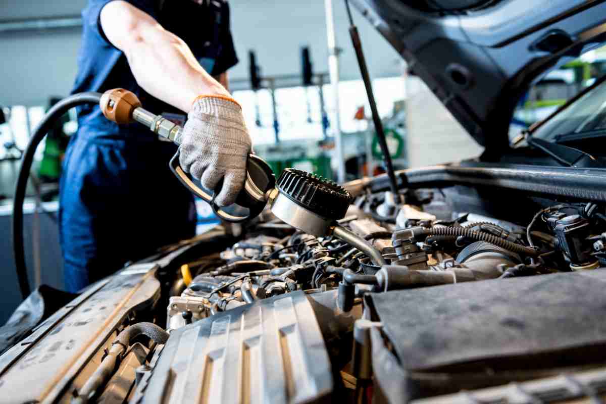 Auto guasta|Meccanico auto