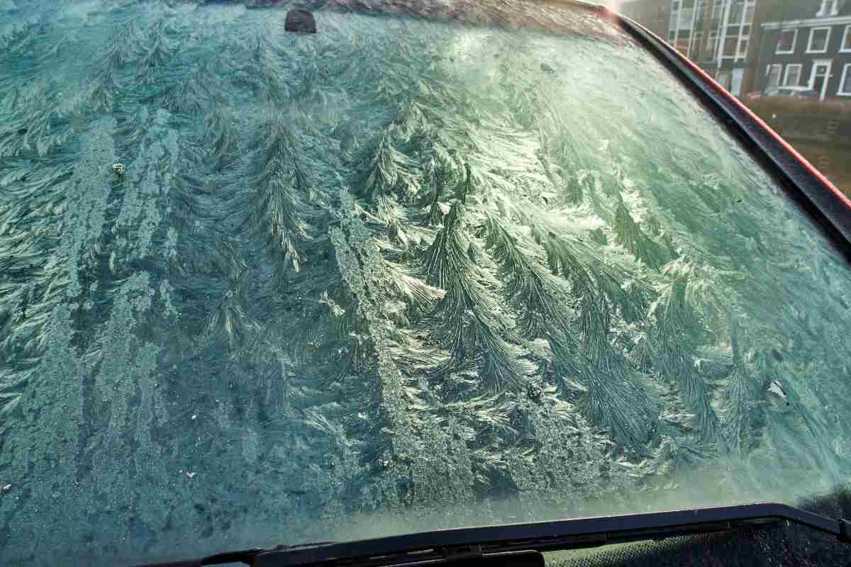 parabrezza|parabrezza Consigli per un parabrezza perfetto|Consigli per un parabrezza perfetto