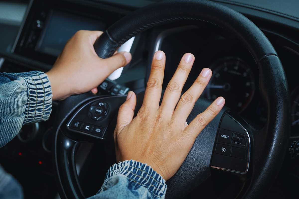 Lo sterzo ti parla: non ignorare questi segnali|Lo sterzo ti parla: non ignorare questi segnali